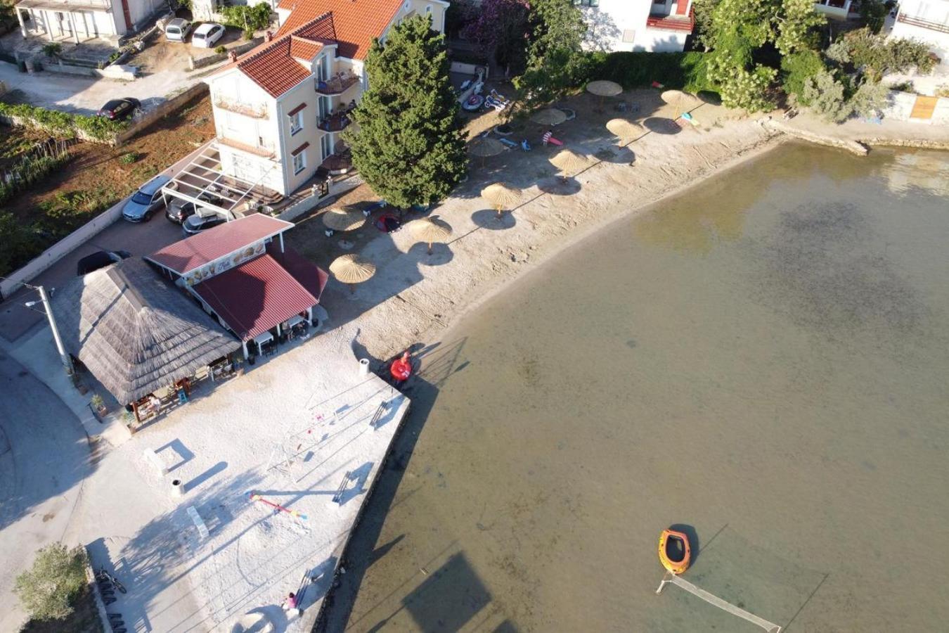 Apartments With A Parking Space Kraj, Pasman - 8213 特孔 外观 照片